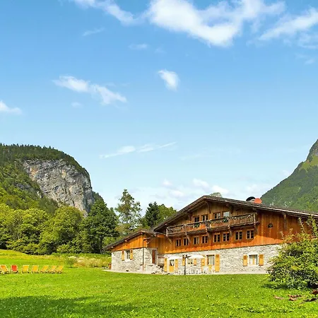 샬레 La Ferme Des Fontany *